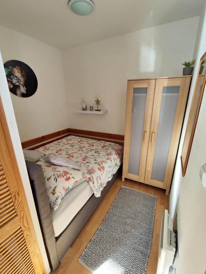 Apartman J+S ドノヴァリ エクステリア 写真